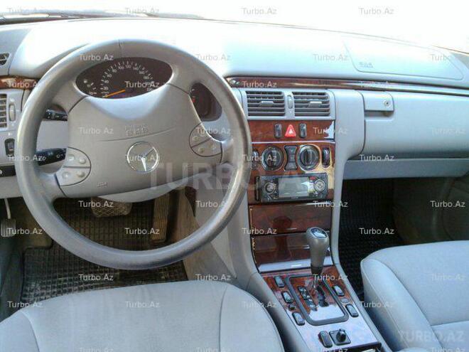 Mercedes E 220 2000, 202,491 km - 2.2 l - Bakı