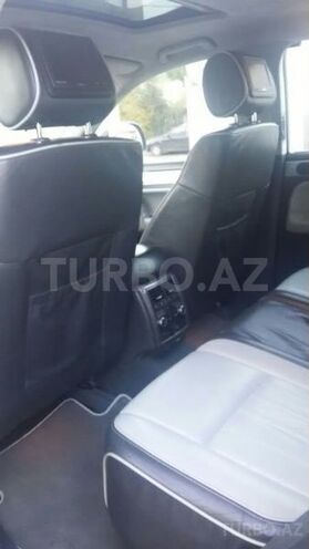 Volkswagen Touareg 2008, 179,000 km - 4.2 л - Bakı