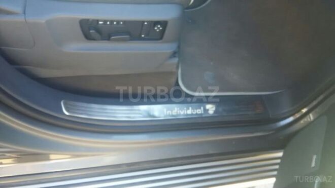 Volkswagen Touareg 2008, 179,000 km - 4.2 л - Bakı
