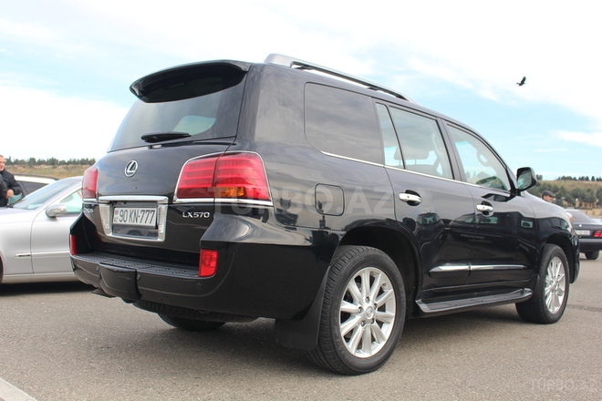 Lexus LX 570 2008, 30,000 km - 5.7 l - Bakı