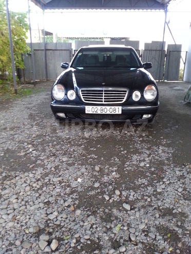Mercedes E 270 1999, 200,000 km - 2.7 l - Ağdam