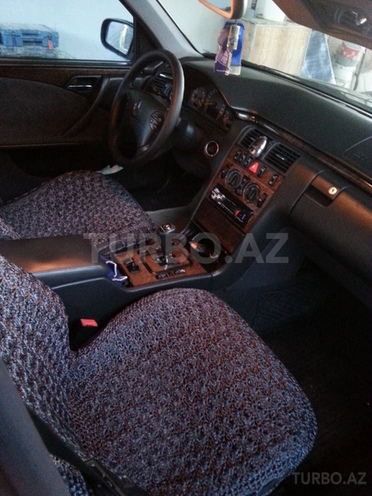Mercedes E 270 1999, 200,000 km - 2.7 l - Ağdam