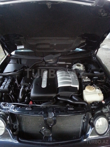 Mercedes E 270 1999, 200,000 km - 2.7 l - Ağdam
