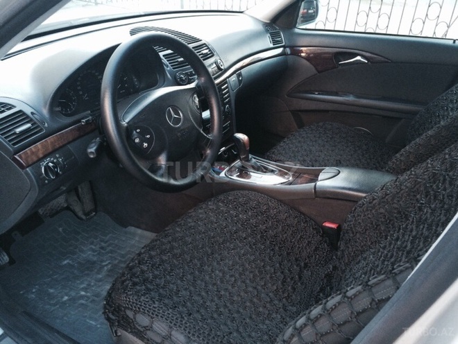 Mercedes E 220 2003, 274,850 km - 2.2 l - Bakı