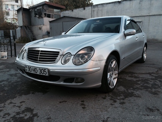 Mercedes E 220 2003, 274,850 km - 2.2 l - Bakı