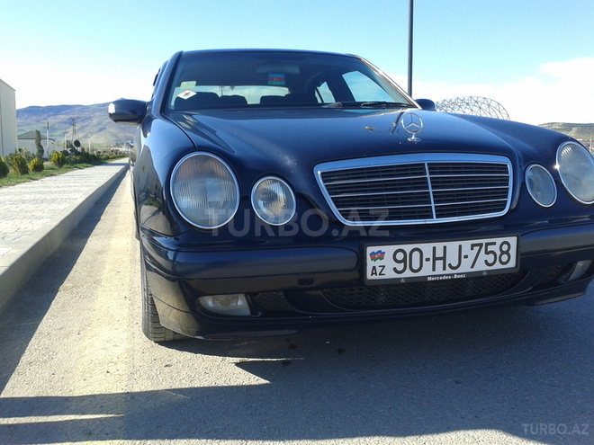 Mercedes E 200 2000, 239,900 km - 2.0 л - Bakı