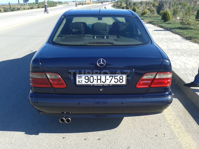 Mercedes E 200 2000, 239,900 km - 2.0 л - Bakı