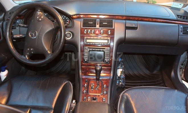 Mercedes E 280 2000, 195,000 km - 2.8 л - Bakı