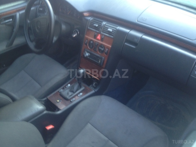Mercedes E 220 1998, 477,000 km - 2.2 l - Şərur