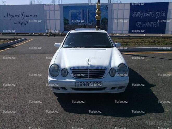 Mercedes E 320 2000, 120,000 km - 3.2 l - Bakı