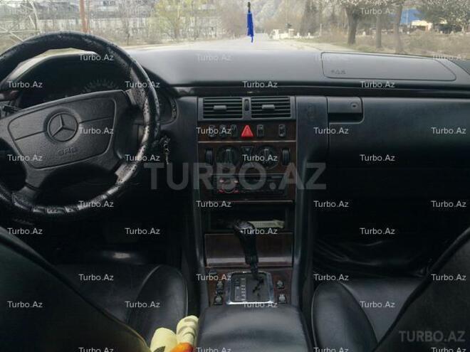 Mercedes E 280 1996, 250,000 km - 2.8 l - Bakı
