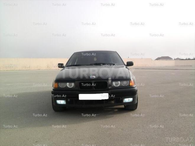 BMW 325 1993, 300,000 km - 2.5 l - Bakı