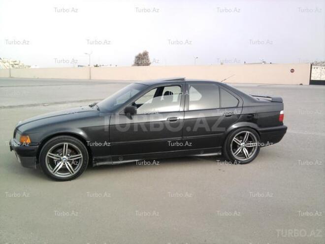 BMW 325 1993, 300,000 km - 2.5 l - Bakı