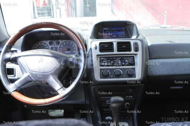 Mitsubishi Pajero io 1999, 123,000 km - 1.8 л - Bakı