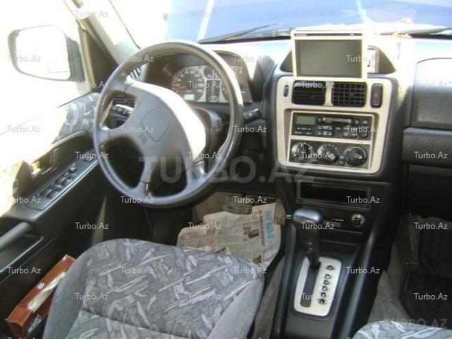 Mitsubishi Pajero io 1999, 142,000 km - 1.8 l - Bakı