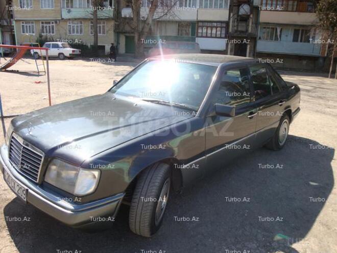 Mercedes E 200 1993, 350,000 km - 2.0 l - Bakı