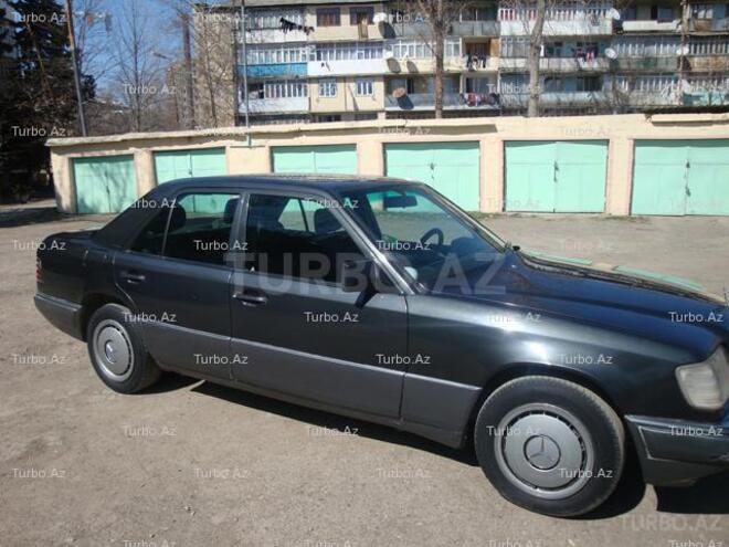 Mercedes E 200 1993, 350,000 km - 2.0 l - Bakı