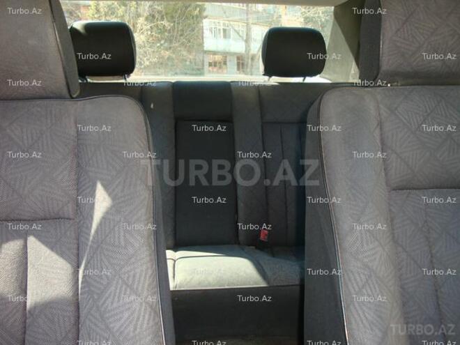 Mercedes E 200 1993, 350,000 km - 2.0 l - Bakı