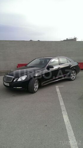 Mercedes E 220 2011, 180,000 km - 2.2 l - Bakı