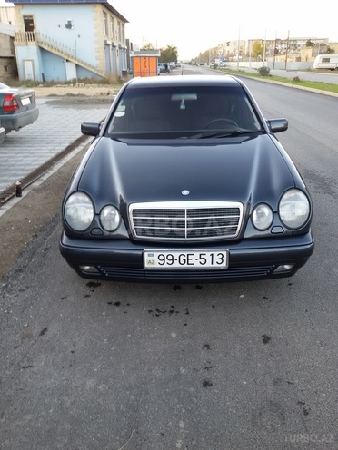 Mercedes E 240 1999, 200 km - 2.4 l - Sumqayıt