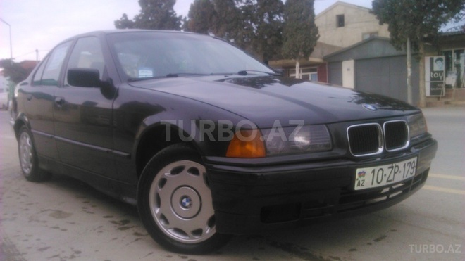 BMW 318 1994, 247,000 km - 1.8 l - Bakı