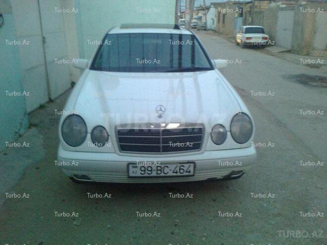Mercedes E 220 1999, 19,000 km - 2.2 л - Bakı