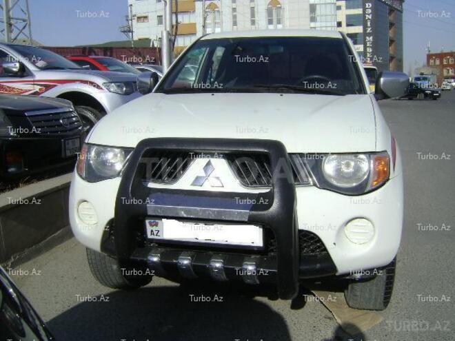 Mitsubishi L200 2008, 91,000 km - 2.5 l - Bakı