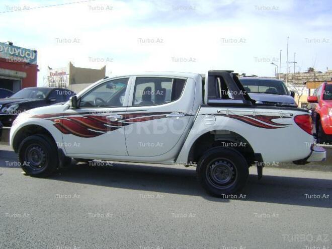 Mitsubishi L200 2008, 91,000 km - 2.5 l - Bakı