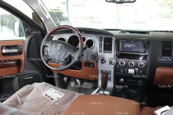 Toyota Sequoia 2011, 0 km - 5.7 l - Bakı
