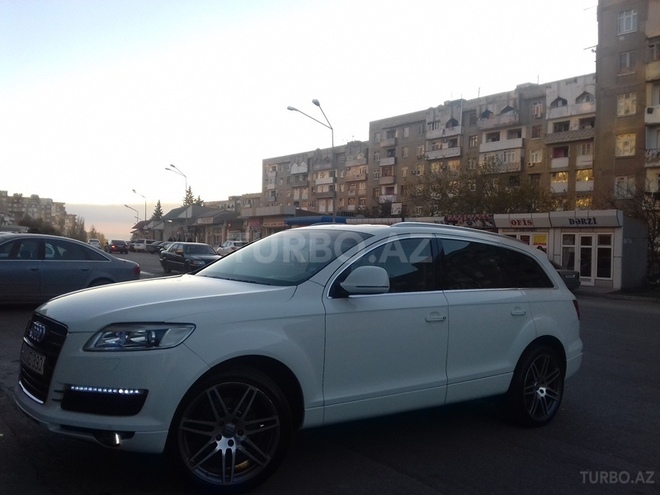 Audi Q7 2007, 10,000 km - 4.2 l - Bakı