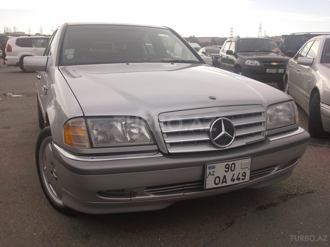 Mercedes C 230 1999, 185,000 km - 2.3 l - Bakı