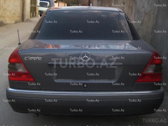 Mercedes C 200 1995, 172,000 km - 2.0 l - Bakı