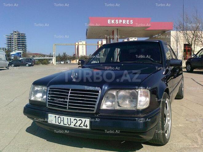 Mercedes E 220 1995, 280,000 km - 2.2 l - Bakı