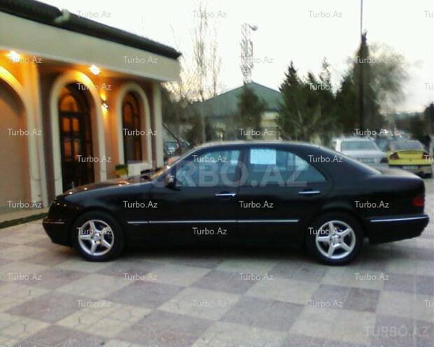 Mercedes E 240 2000, 141,000 km - 2.4 л - Bakı