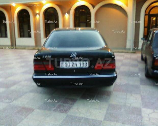 Mercedes E 240 2000, 141,000 km - 2.4 л - Bakı