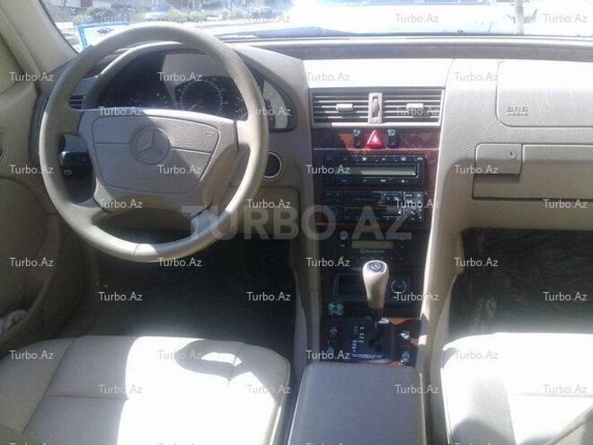 Mercedes C 230 1997, 140,000 km - 2.3 l - Bakı
