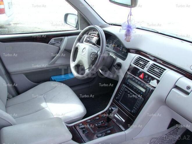 Mercedes E 270 2000, 168,200 km - 2.7 l - Bakı