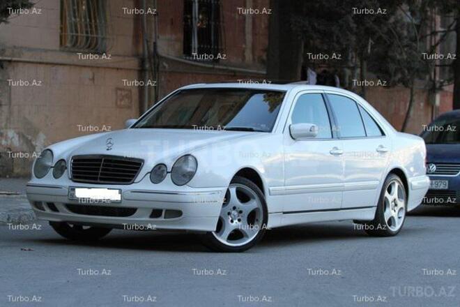 Mercedes E 320 2000, 179,000 km - 3.2 l - Bakı