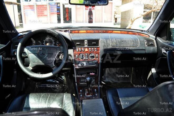 Mercedes C 230 1998, 198,000 km - 2.3 л - Bakı
