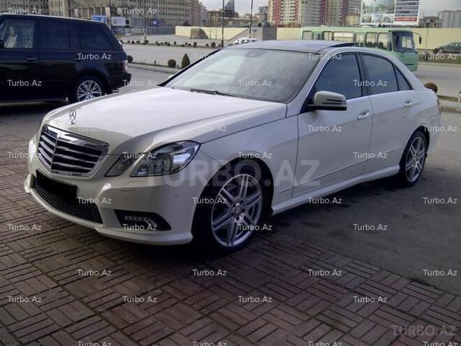 Mercedes E 350 2010, 37,000 km - 3.5 l - Bakı