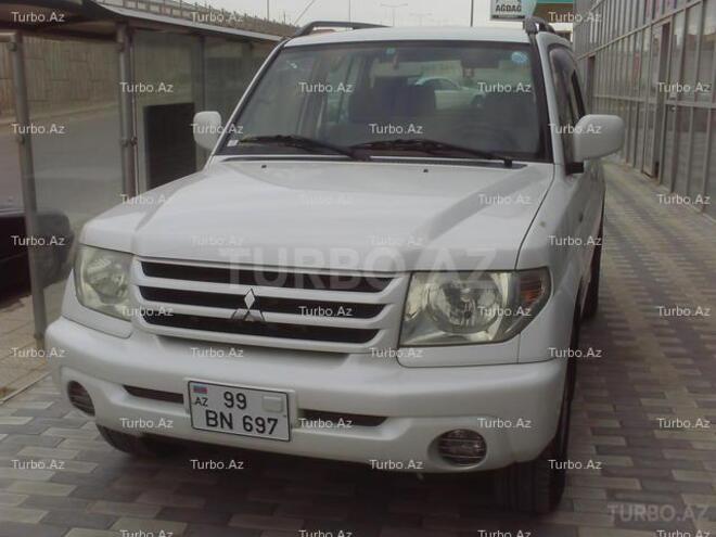 Mitsubishi Pajero io 2002, 112,000 km - 2.0 l - Bakı