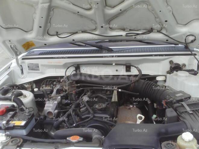 Mitsubishi Pajero io 2002, 112,000 km - 2.0 l - Bakı