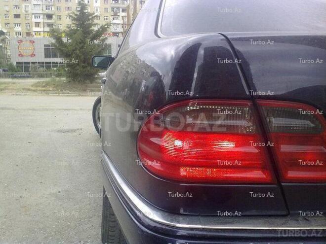Mercedes E 230 1996, 236,000 km - 2.3 l - Bakı