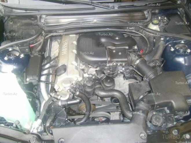 BMW 318 1998, 180,000 km - 1.9 l - Bakı