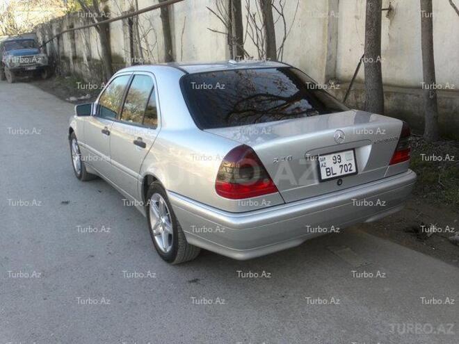 Mercedes C 230 2000, 105,000 km - 2.3 l - Bakı