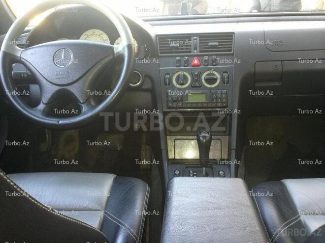 Mercedes C 230 2000, 105,000 km - 2.3 l - Bakı