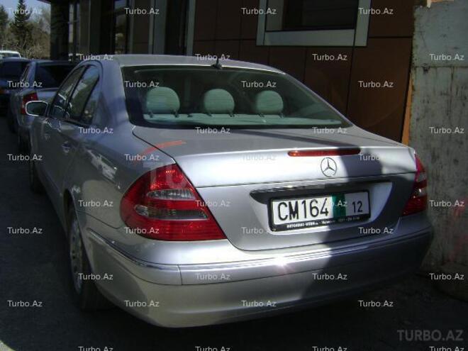 Mercedes E 320 2003, 132,000 km - 3.2 l - Bakı
