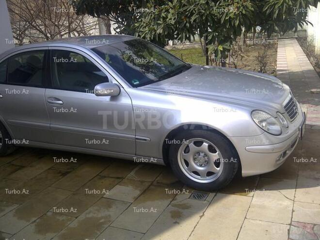 Mercedes E 240 2003, 145,000 km - 2.6 l - Bakı