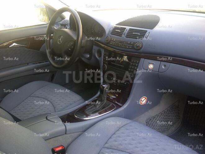 Mercedes E 240 2003, 145,000 km - 2.6 l - Bakı