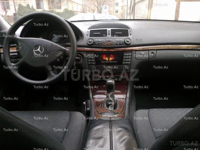Mercedes E 270 2002, 151,000 km - 2.7 l - Bakı